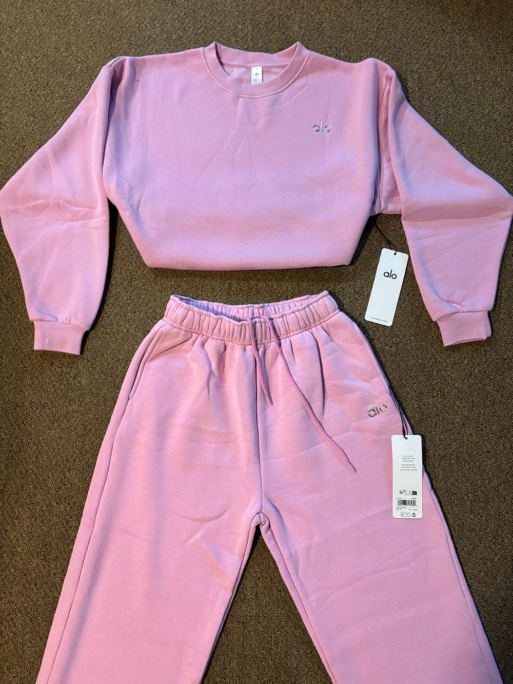 ALO Yoga Candy Heart Pink Cropped Hoodie Sweatsuit